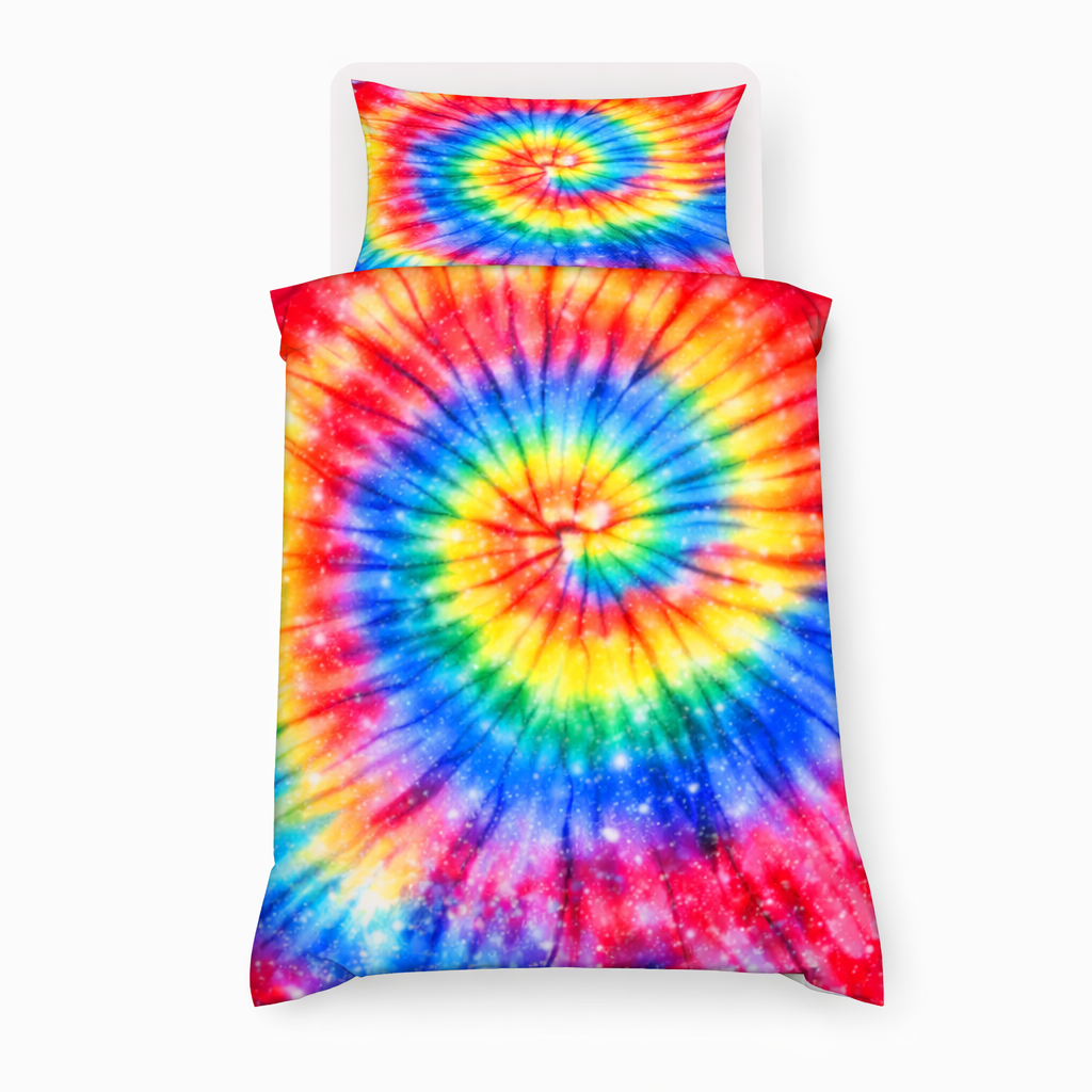 Tie-dye bedspread and pillowcase set on a white background